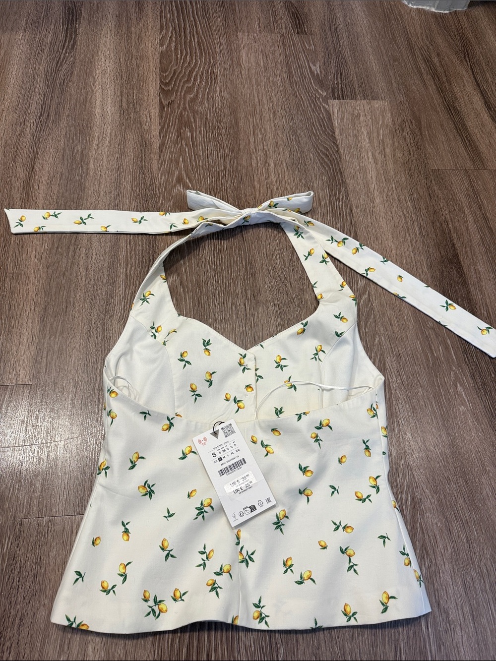 Lemon-Print Halter Button-Front Top - Picture 3 of 4